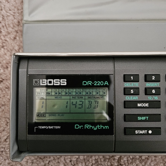 BOSS DR-220A drum/rhythm machine - Picture 5 of 5